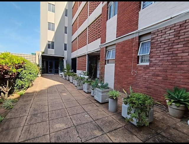 2 BEDROOM APARTMENT FOR SALE IN MORNINGSIDE